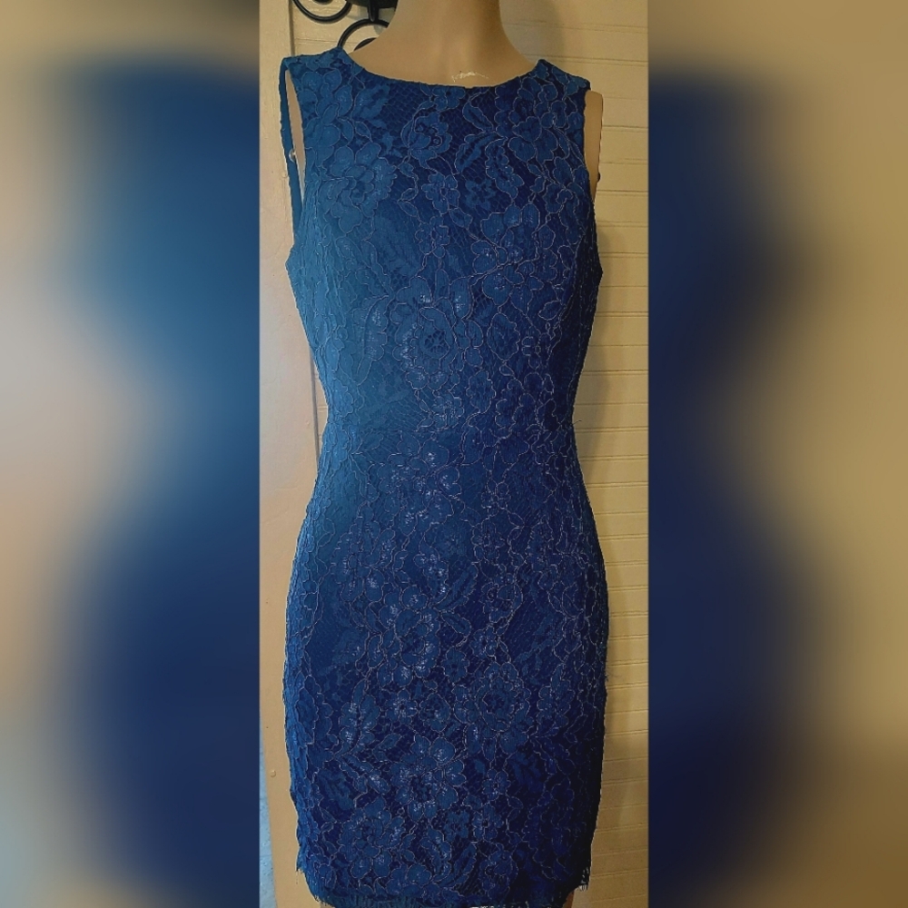 XS Lulu's lace mini dress